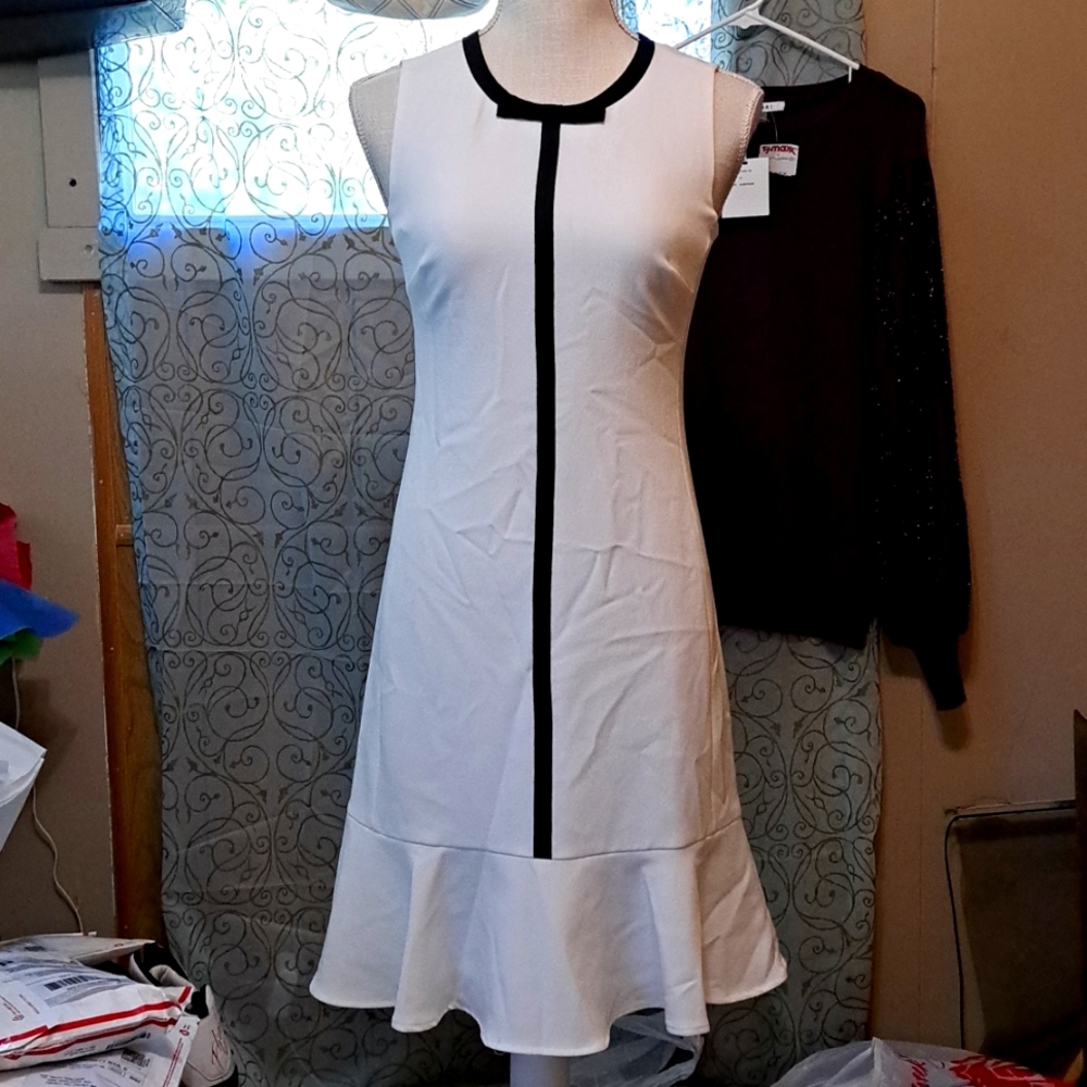 NEW Karl Lagerfeld White sleeveless dress Size 0